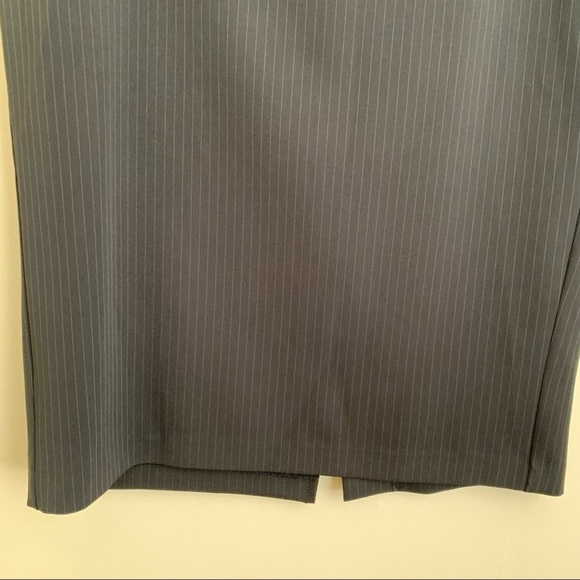 United Colors of Benetton Classic Pin Stripe Skirt Black Sz 10 - Picture 5 of 14